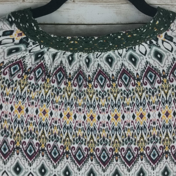 ReCreation, 0012, BOHO top with grn, gld and burg. - Picture 6 of 6